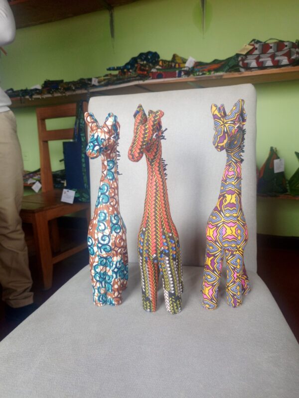 giraffe toy